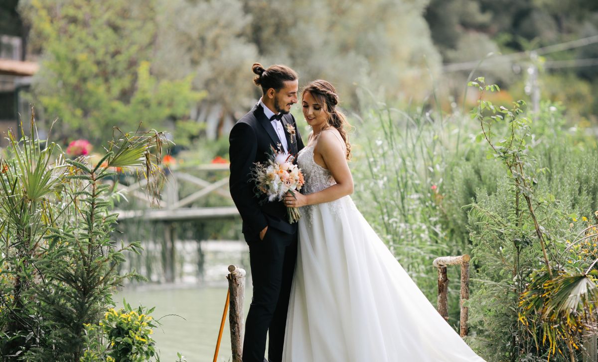 Erek-Erek Pengantin, Mengupas Tuntas Budaya Masyarakat Indonesia